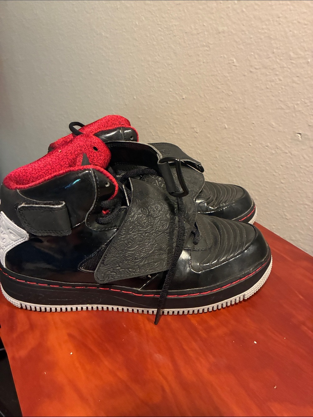 Air Jordan Fusion 20 (XX) black/stealth/varsity red size 7Y